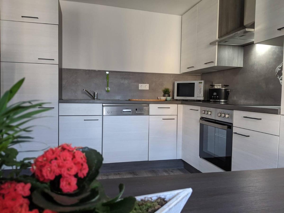 Ferienwohnung Zundel Neu-Anspach Buitenkant foto
